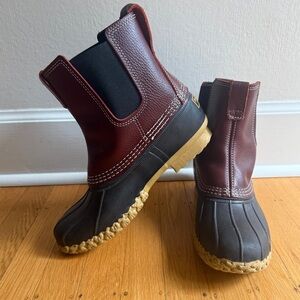L.L. Bean Duck Chelsea Boots size 9